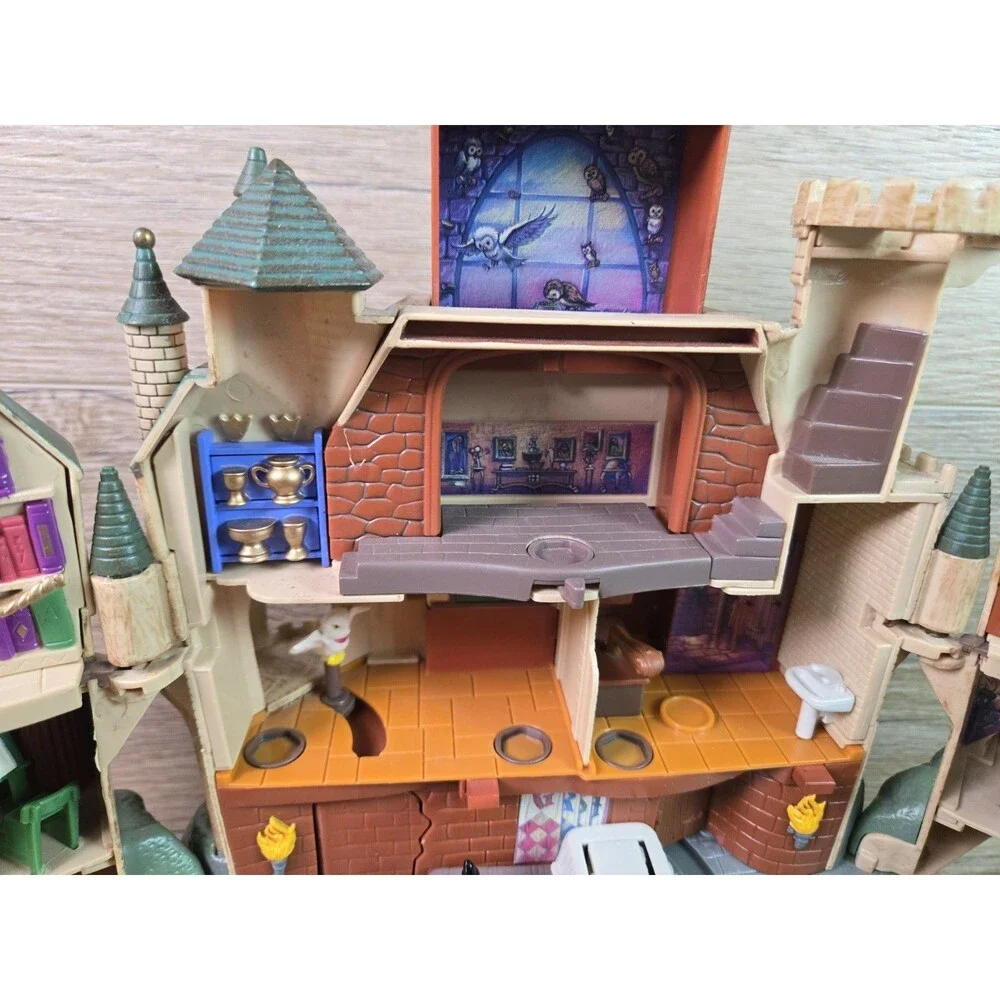 Harry Potter Hogwarts Castle Deluxe Playset 2001 Polly Pocket UNTESTED AS-IS